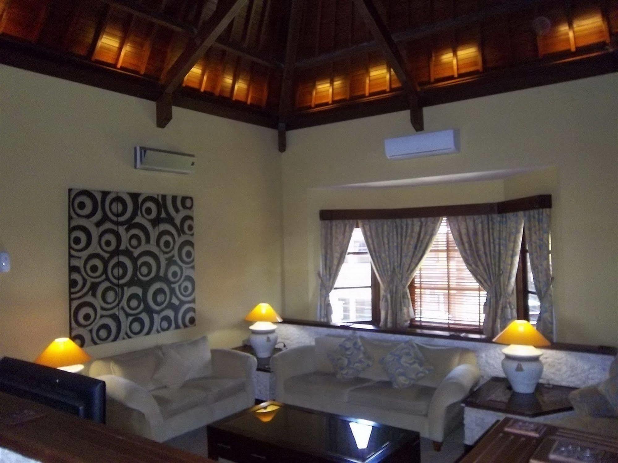 Apel Villa Sanur Exterior foto